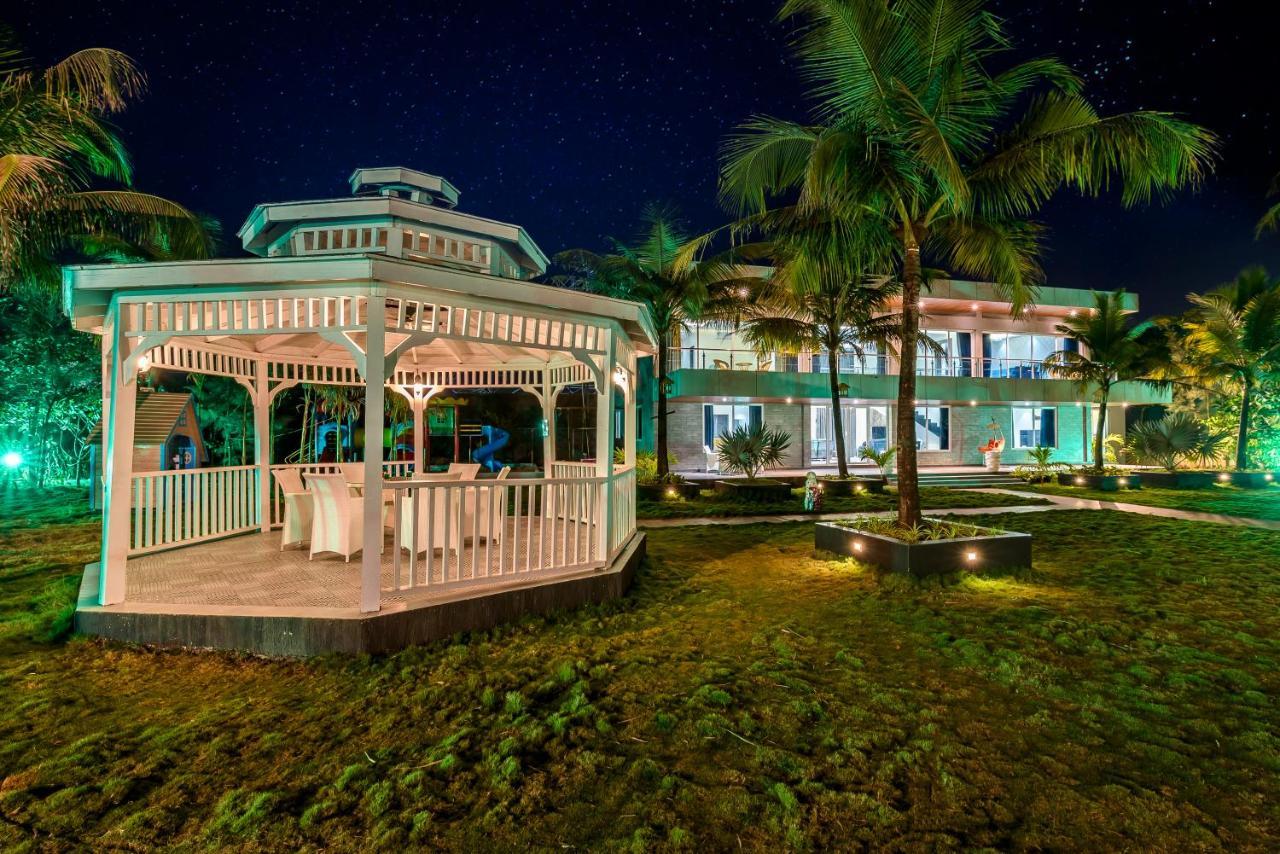 Saffronstays Palm Paradise, Kalyan Khadavli - Swimming Pool With Water Slides, Gazebo And Indoor Games Padghe Εξωτερικό φωτογραφία