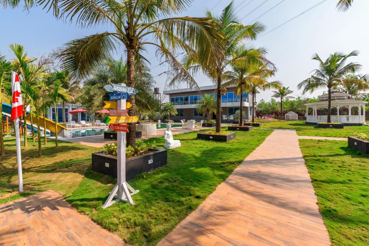 Saffronstays Palm Paradise, Kalyan Khadavli - Swimming Pool With Water Slides, Gazebo And Indoor Games Padghe Εξωτερικό φωτογραφία