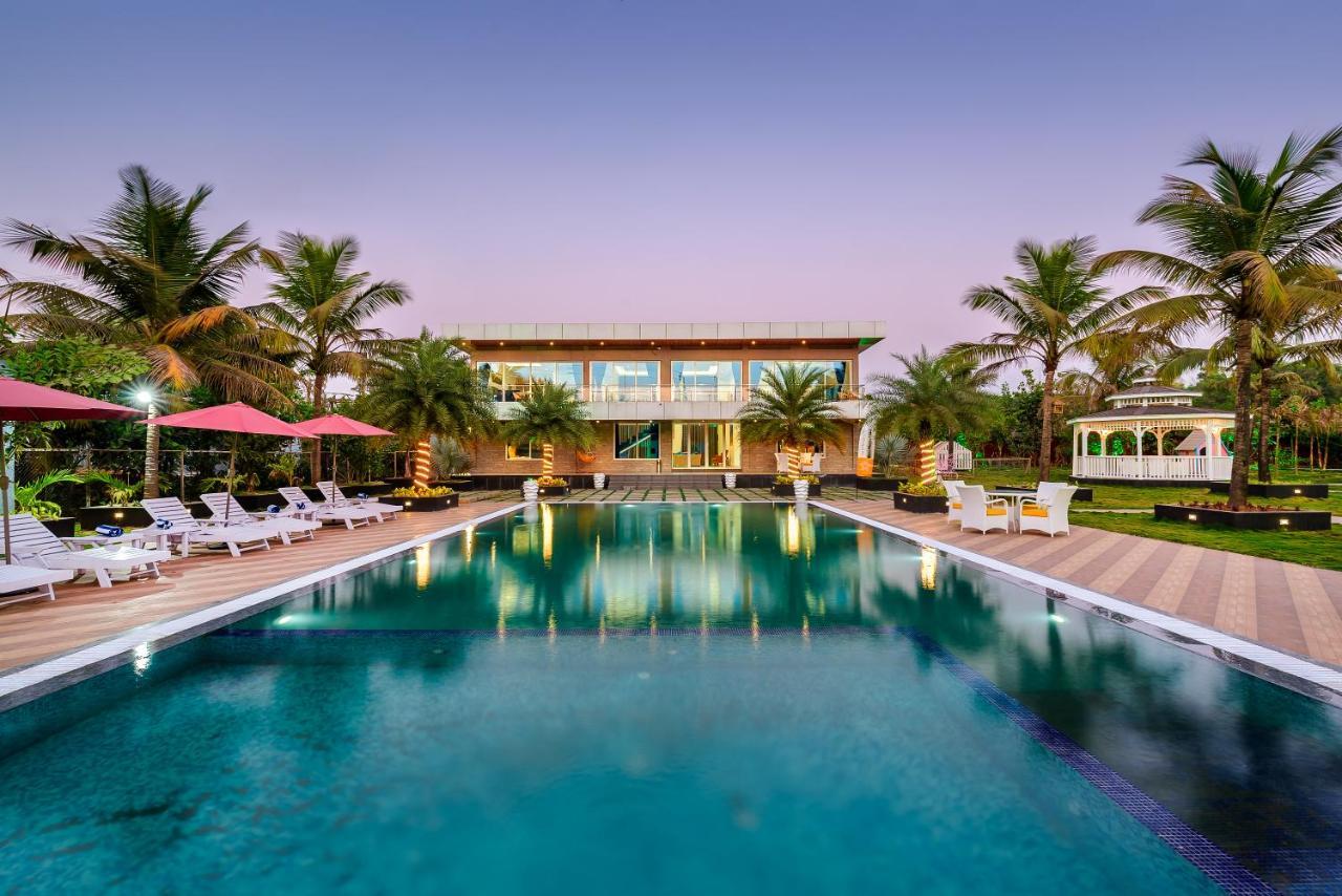 Saffronstays Palm Paradise, Kalyan Khadavli - Swimming Pool With Water Slides, Gazebo And Indoor Games Padghe Εξωτερικό φωτογραφία